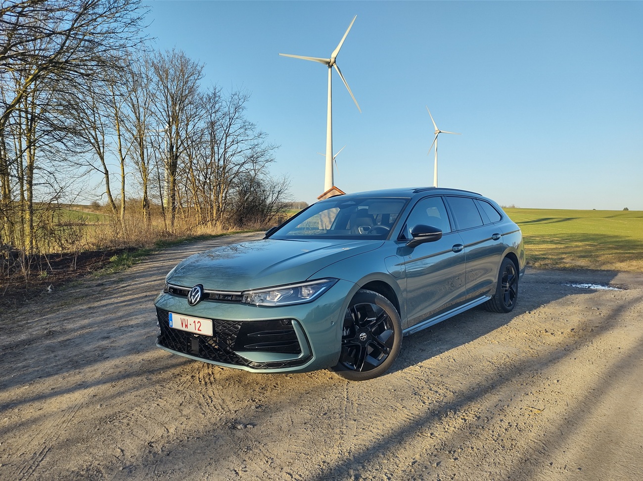 VW Passat Variant 2025 link2fleet_1