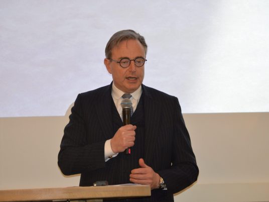 Bart-De_Wever-Volvo-Gand-2