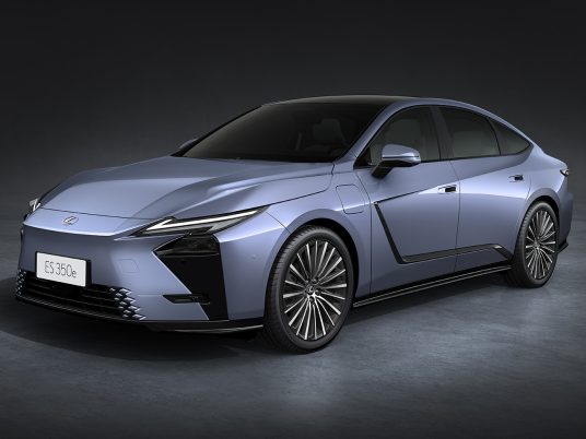 Lexus ES 2026