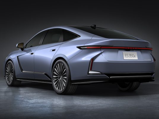 Lexus ES 2026