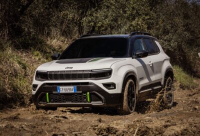 Fleet test Jeep Avenger 4xe: vierwielaangedreven alternatief