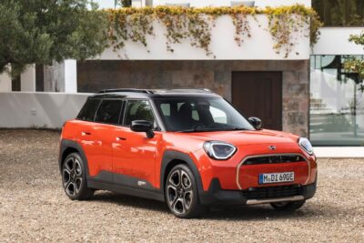 Fleet test MINI Aceman : le fun électrique au format compact