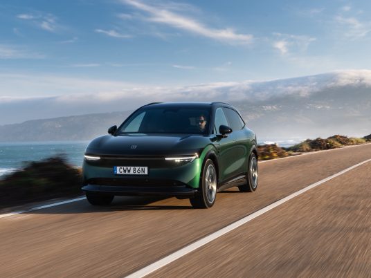 Zeekr_7X_Forest Green_026