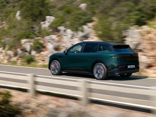 Zeekr_7X_Forest Green_033