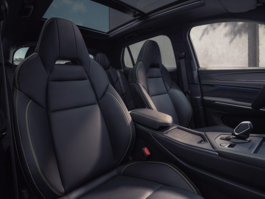 Lynk & Co 01 facelift