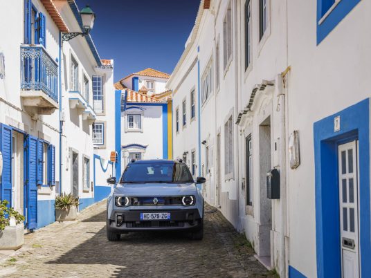 Renault 4 image bank media Test-Drive, on April 28th 2025 at Lisbonne, Portugal - Photo Clément Choulot / DPPI