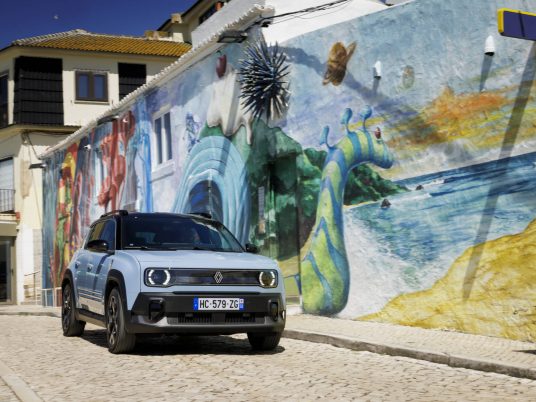 Renault 4 image bank media Test-Drive, on April 28th 2025 at Lisbonne, Portugal - Photo Clément Choulot / DPPI