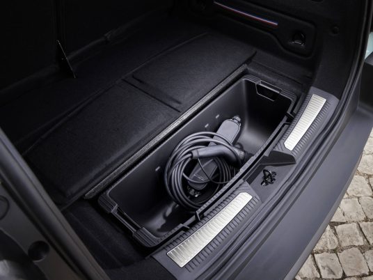 Renault 4 image bank media Test-Drive, on April 28th 2025 at Lisbonne, Portugal - Photo Clément Choulot / DPPI