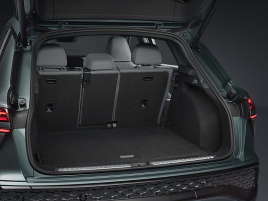 Luggage compartment, Colour: Sage green