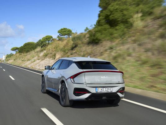 kia-new-ev6-gtline-my25-wolf-grey-dynamic-digital-1920x1080-007