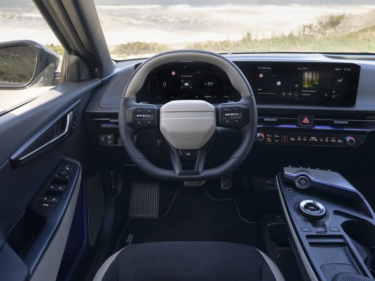 kia-new-ev6-gtline-my25-wolf-grey-interior-digital-1920x1080-001