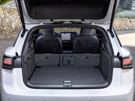 VW ID7 Tourer Pro S_4