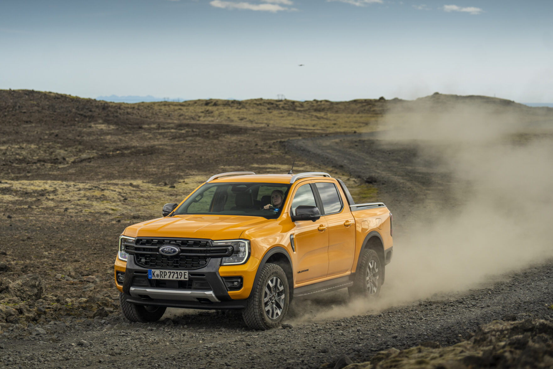 Wildtrak_PHEV_122JPG