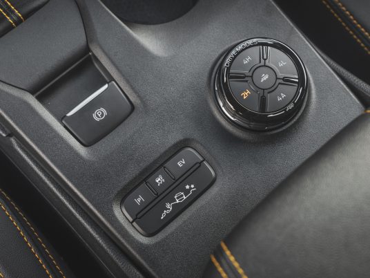 Wildtrak_PHEV_256JPG