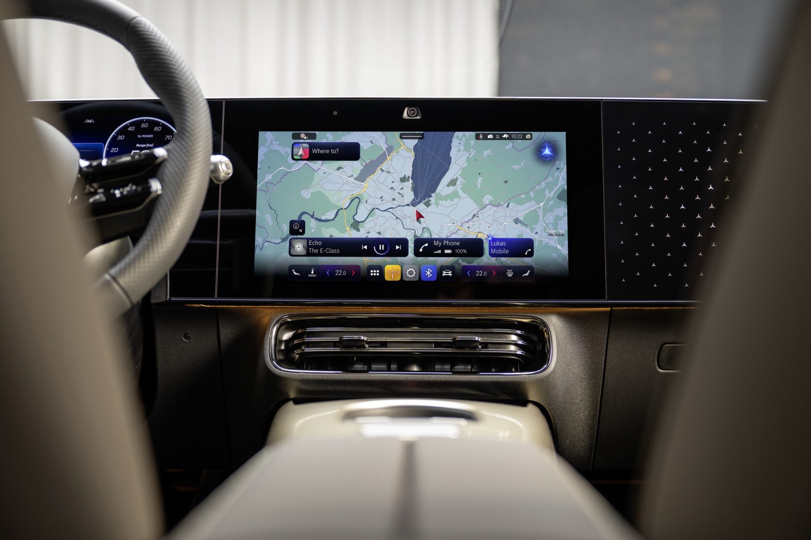 La Mercedes CLA intègre les IA de Google et Microsoft.