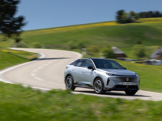 PEUGEOT_E3008DUALMOTORTESTDRIVE_2311TC_0544_ld