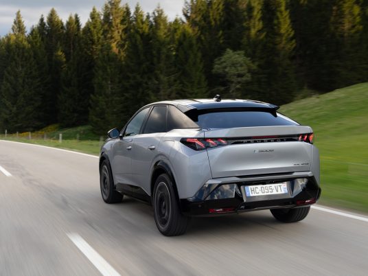 PEUGEOT_E3008DUALMOTORTESTDRIVE_2311TC_0578_ld