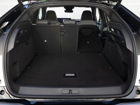 PEUGEOT_E3008DUALMOTORTESTDRIVE_2311TC_0589_ld