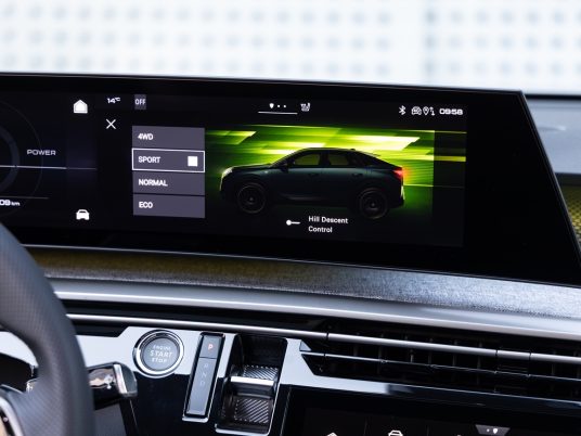 PEUGEOT_E3008DUALMOTORTESTDRIVE_2311TC_1004_ld