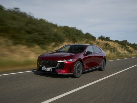 all-new_mazda6e_src_germany_act_1_highres_ld