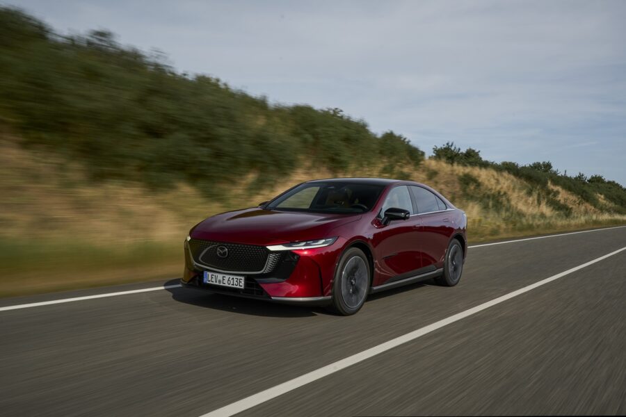 Fleet test Mazda 6e : une berline électrique hype tournée vers le design