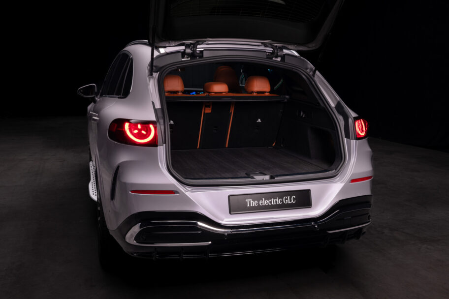 1920_pre-media_25c0192_013