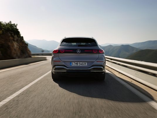 1920_pre-media_25c0225_003