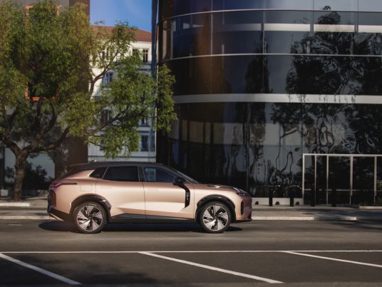 578826-LYNKCO_08EU_profile-158bff-original-1740403371