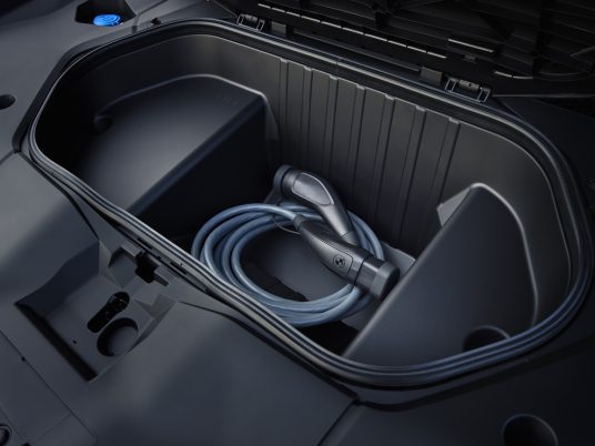 FK_BMW_iX3-136_FK27730_ld