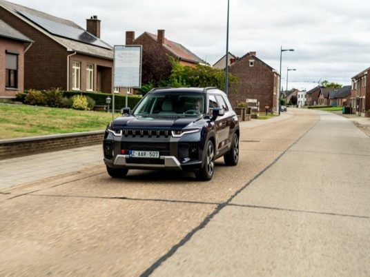 KGM Torres Hybrid 0009