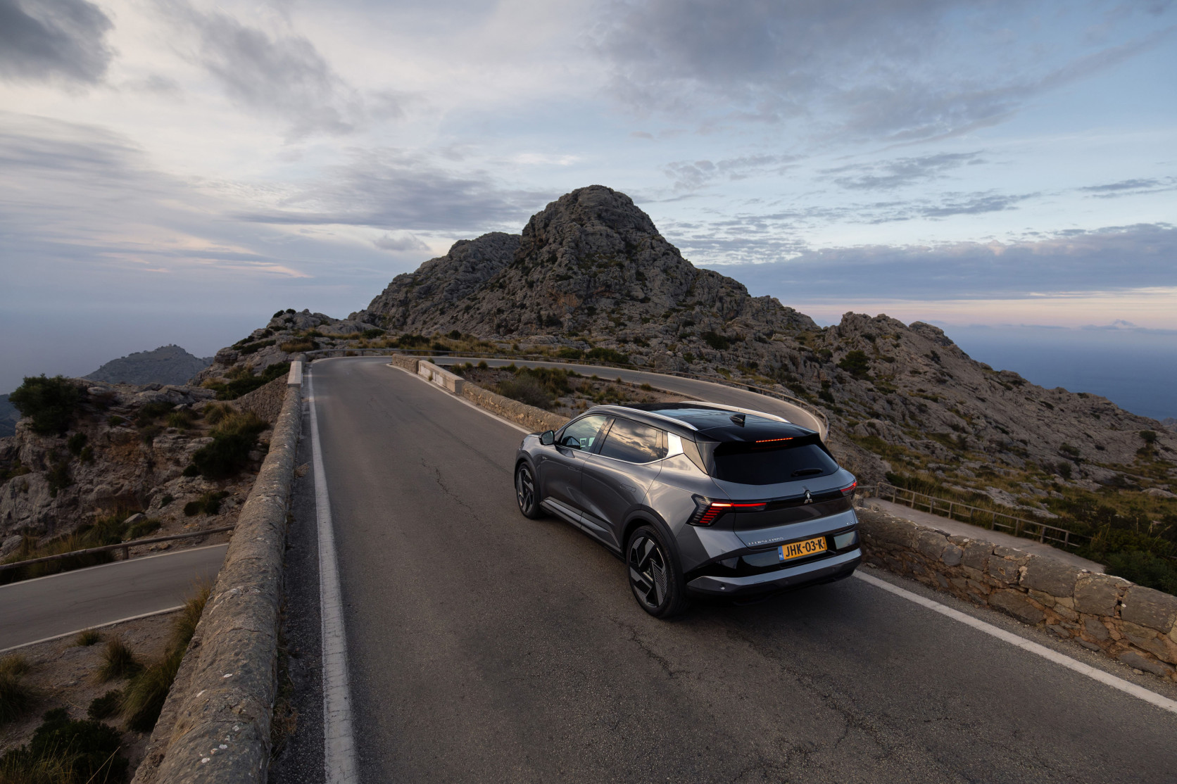 All-New Eclipse Cross_043