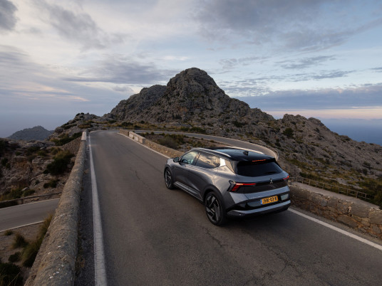 All-New Eclipse Cross_043