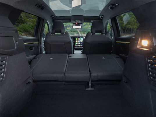 All-New Eclipse Cross_080