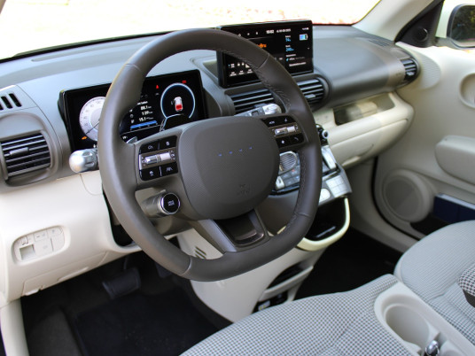 Comparatif link2fleet R5 Inster septembre 2025 intérieur Inster