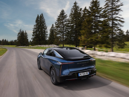 DS_N°8_705A5333@GJ_ld