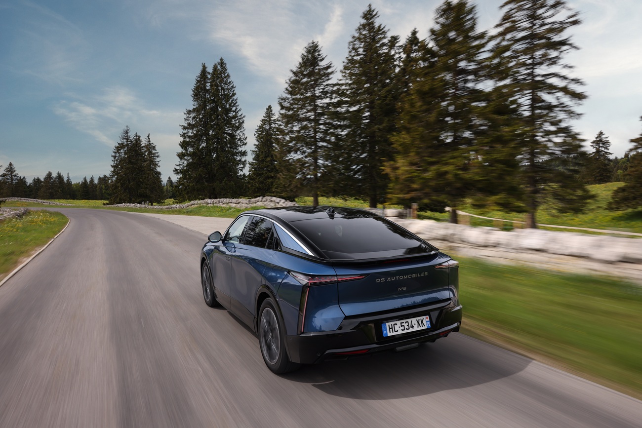 DS_N°8_705A5333@GJ_ld