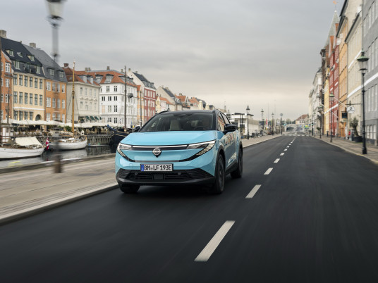 All-new Nissan LEAF Hits the Road