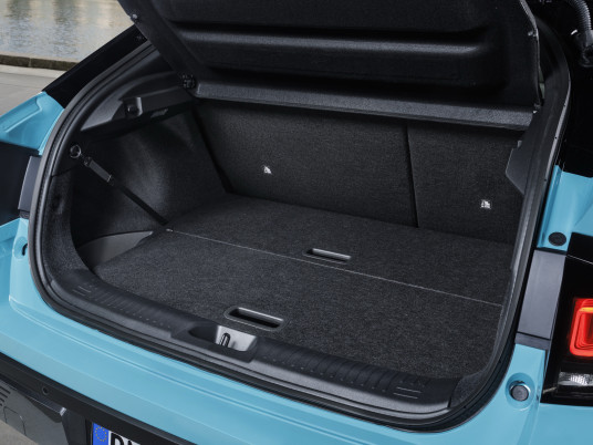 All-new Nissan LEAF Hits the Road