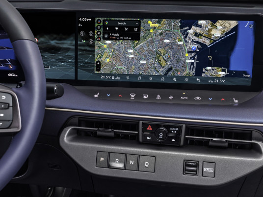 All-new Nissan LEAF Hits the Road