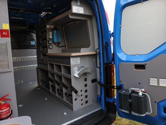 RENAULT_LCV_CENTRE_-10