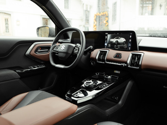 37.Suzuki e Vitara_L