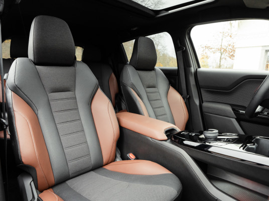 39.Suzuki e Vitara_L