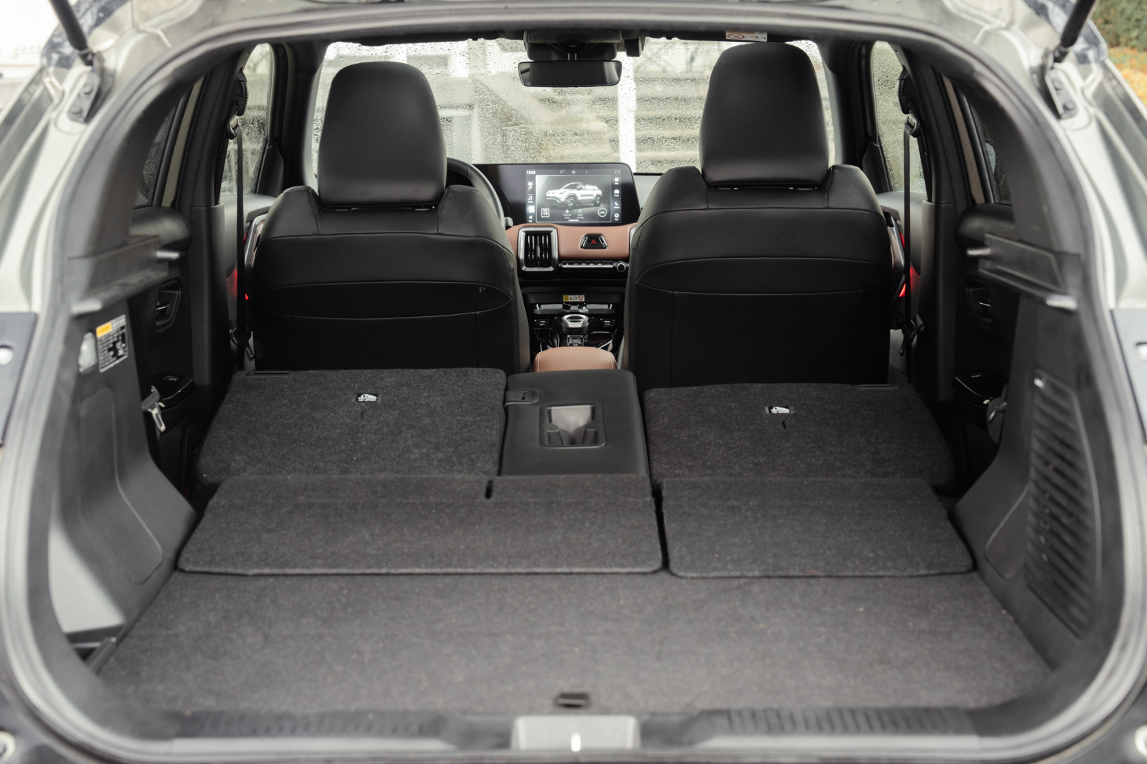 47.Suzuki e Vitara_L