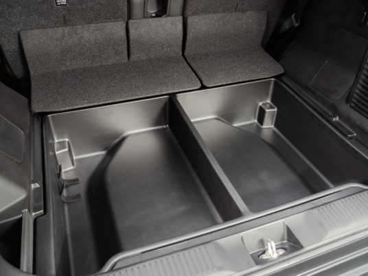 51.Suzuki e Vitara_L