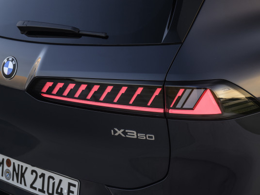 BMW iX3 50 xDrive Polarized Grey 097