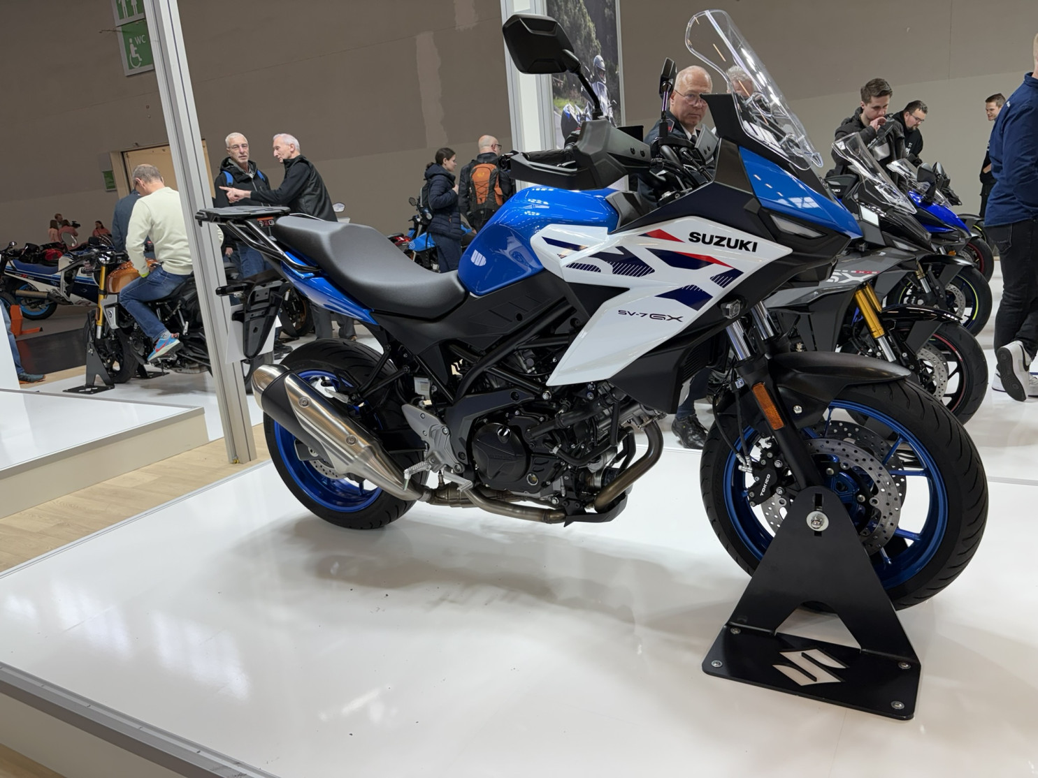 2a Suzuki SV-7GX