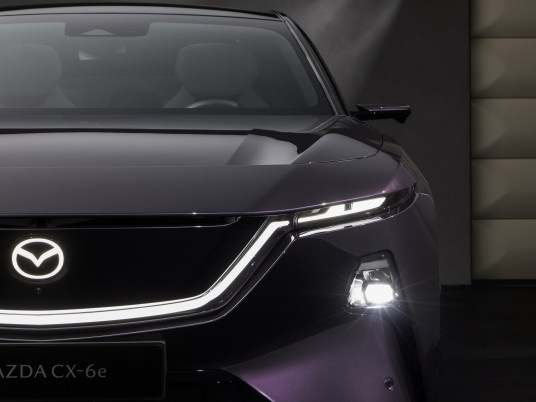 mazda_cx-6e_germany_nv_det_02