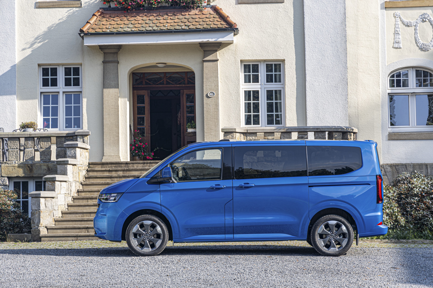 Volkswagen Caravelle 2026_-9