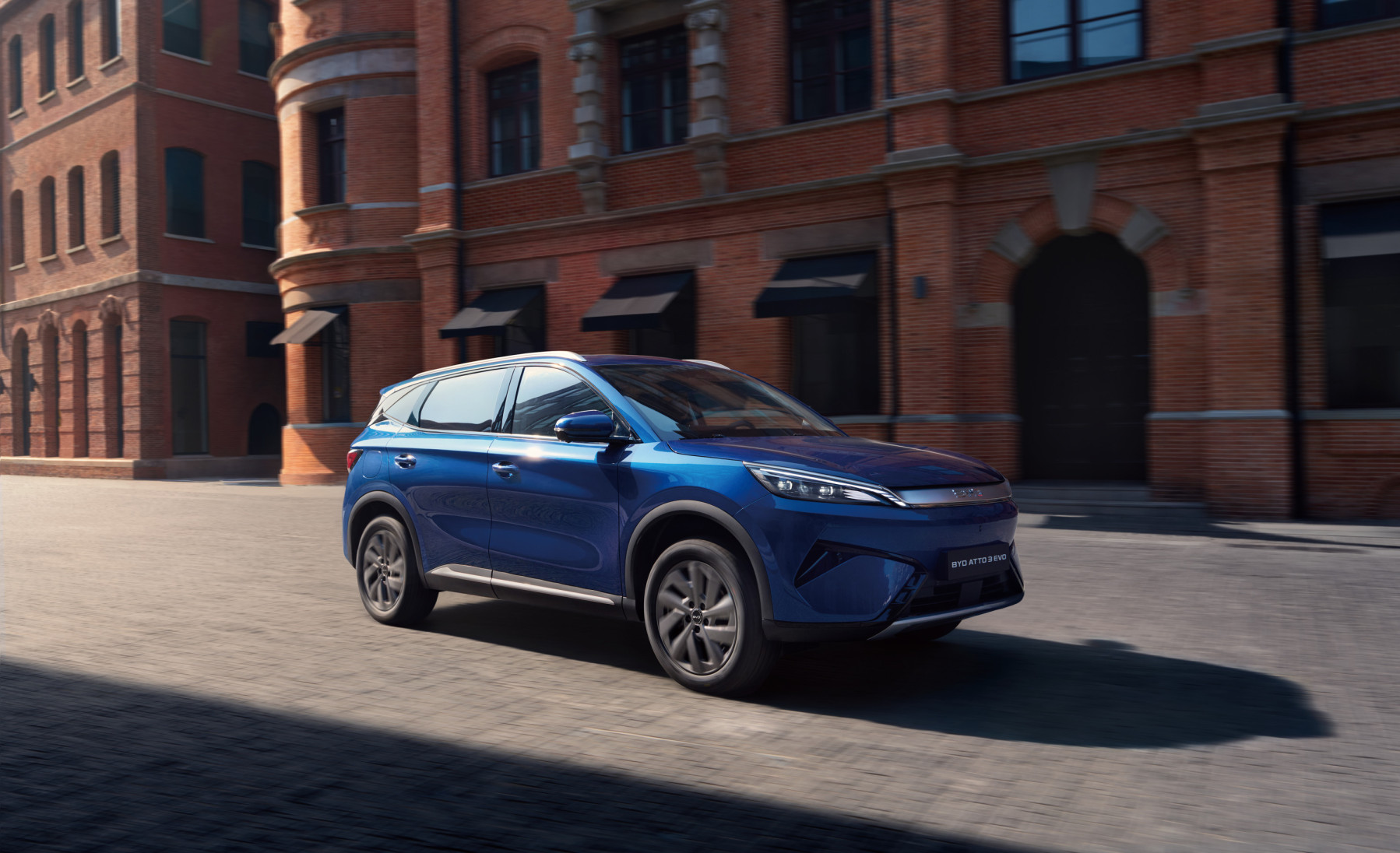 03、ATTO 3 EVO 2026_LHD_65 degrees_download_JPG_4096px_RGB