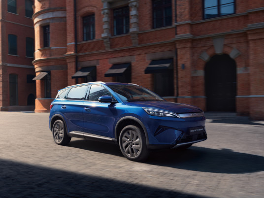 03、ATTO 3 EVO 2026_LHD_65 degrees_download_JPG_4096px_RGB